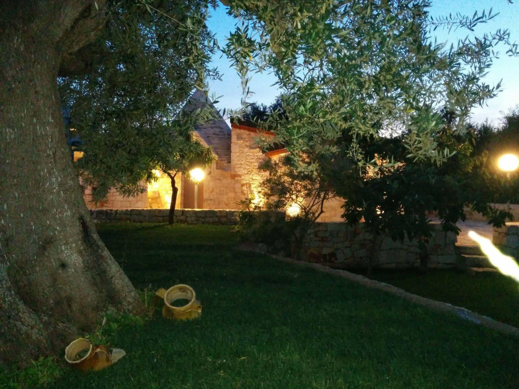 Il Giardino Degli Ulivi Bed and Breakfast Castellana Grotte Exteriör bild